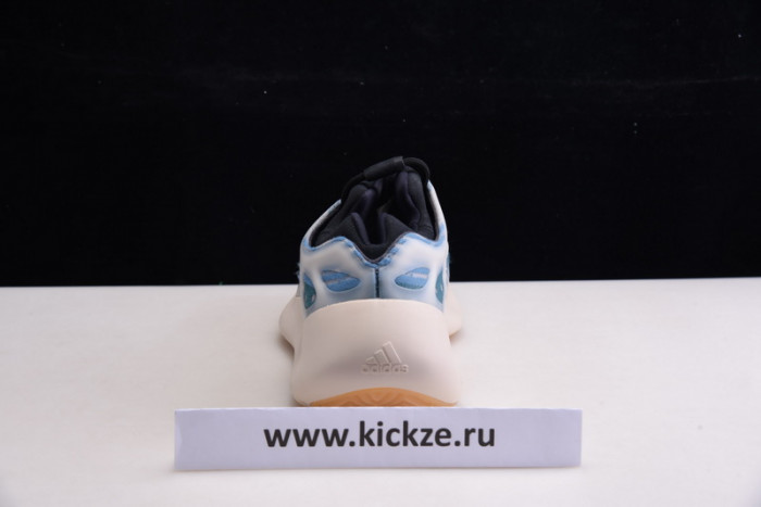 eezy boost 700 v3 kyant gy0260