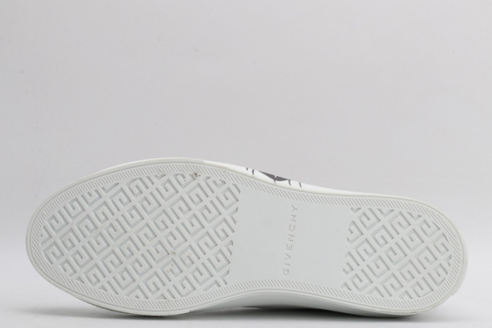 given*chy sneakers copshoe gv-14