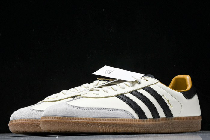 samba og jjjjound white - id8708