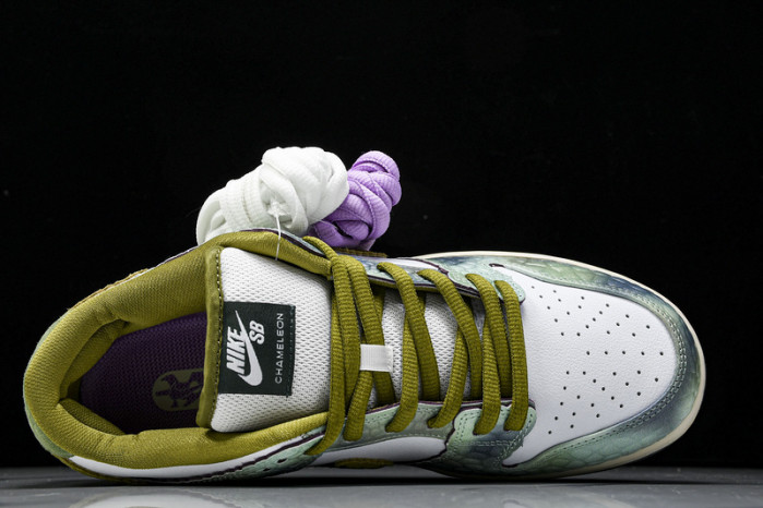 Nike SB Dunk Low Alexis Sablone Chameleon HJ3386-300