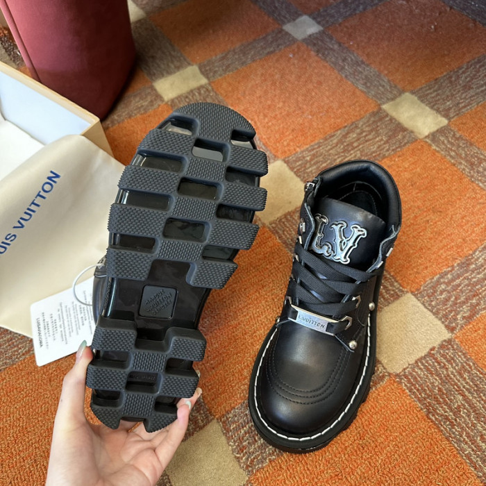 LVT BOOT COPSHOE L&V-388 LEATHER WHITE STITCHING