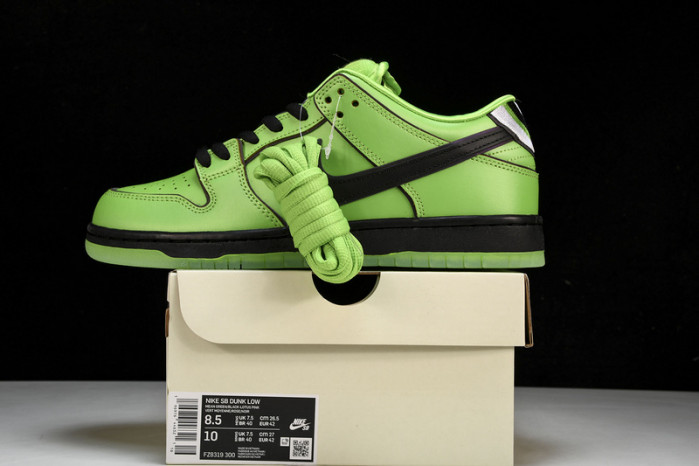 the powerpuff girls x nike sb dunk low “buttercup” fz8319-300